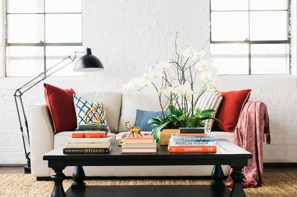 How to decorate a coffee table: Best Useful tips